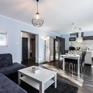  Apartament Sarnia Skała